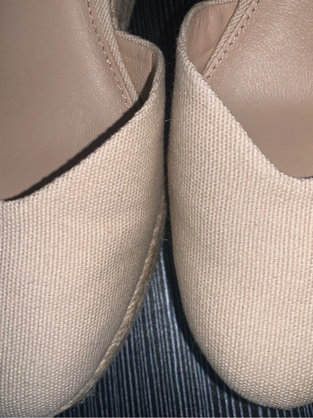 Brand NEW Antonio Melani canvas wedges